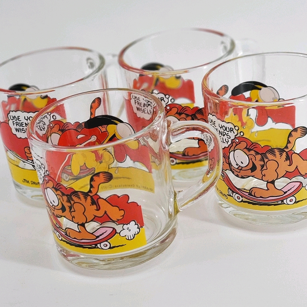 Vintage Garfield glass mug - Picture 7 of 11